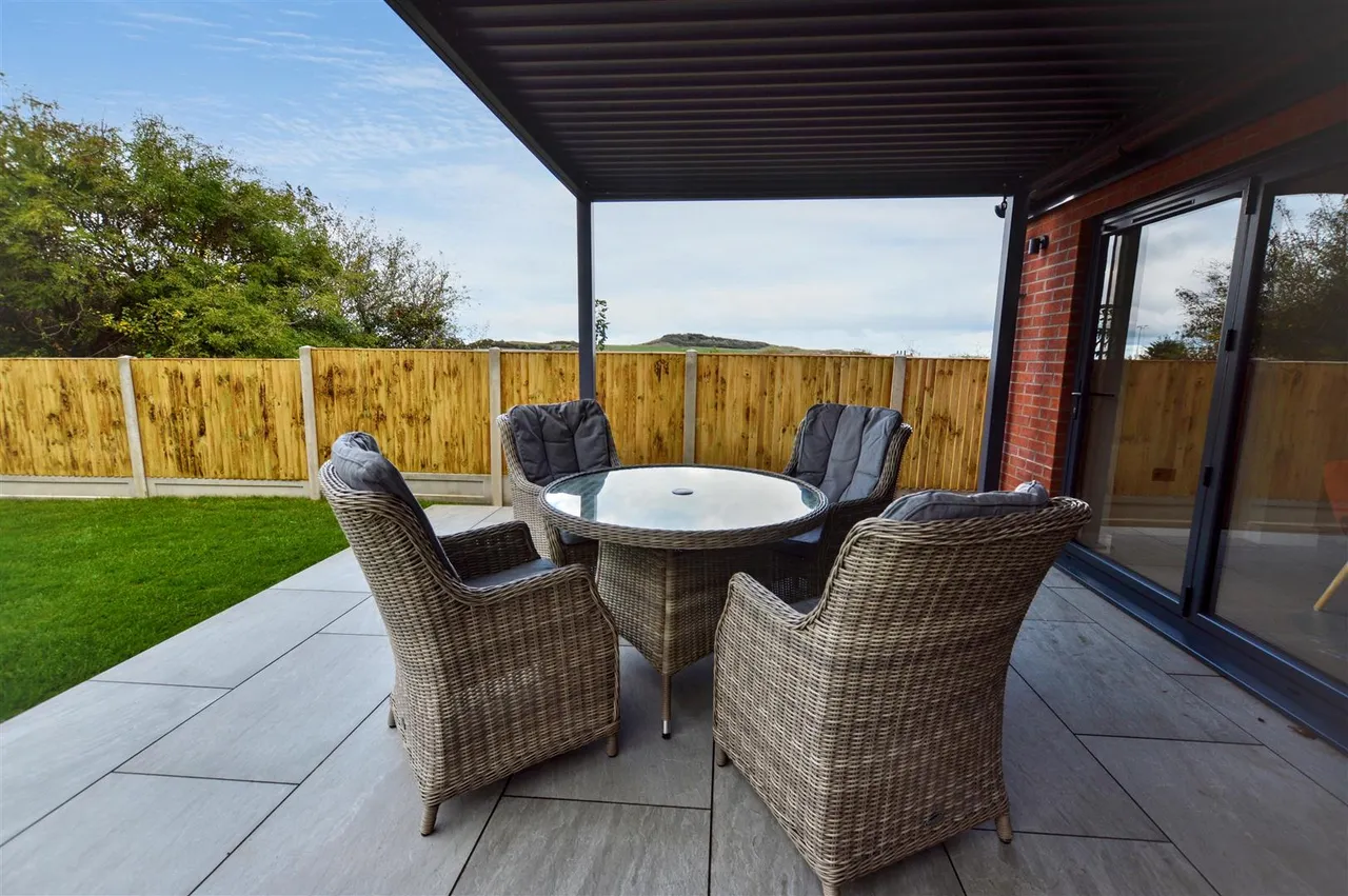 Orchard Close, Sheringham, NR26, photo 29