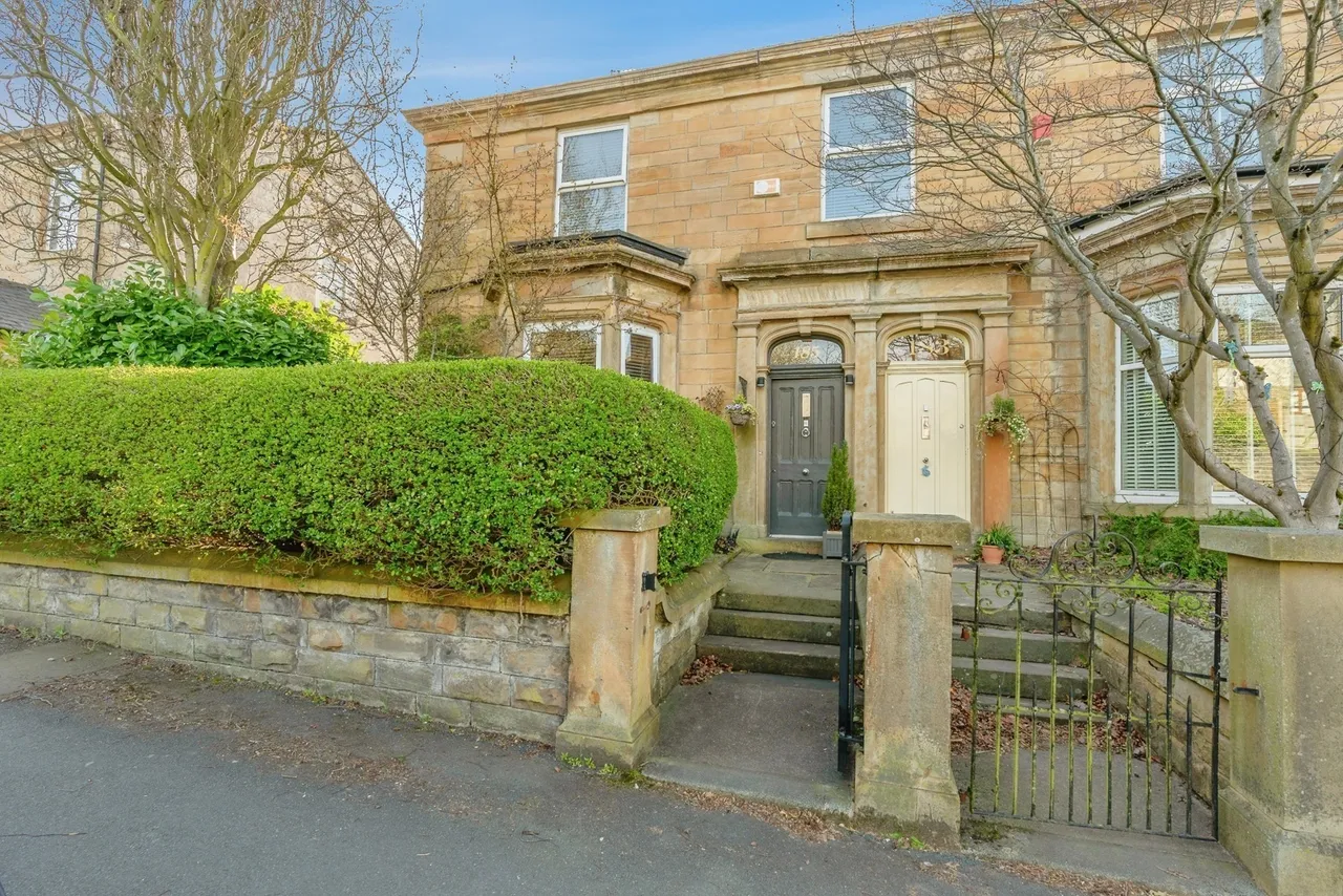 Manchester Road, BURNLEY, Lancashire, BB11, photo 40