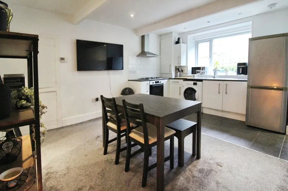 Spring Court, Colne, BB8, photo 2