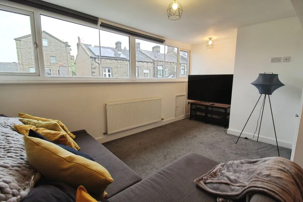 Spring Court, Colne, BB8, photo 3