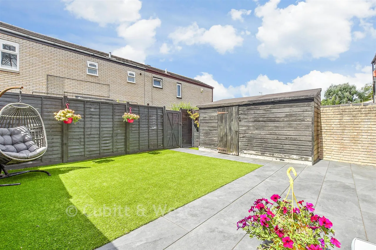 Hickling Walk, Crawley, RH10, photo 14