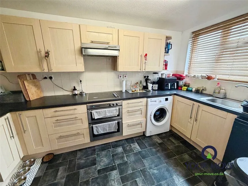 Mawnan Close, Exhall, Warwickshire, CV7, photo 4