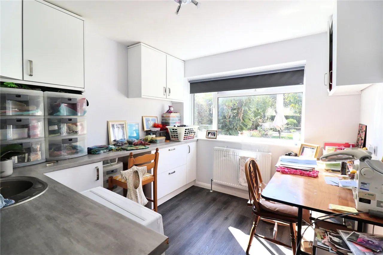 The Street, Crookham Village, Fleet, Hampshire, GU51 5SQ, photo 14