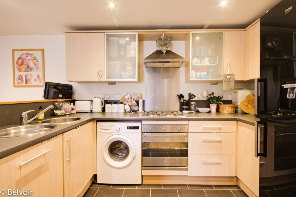 Vestry Gardens, Coney Hill, Gloucester, GL4, photo 3