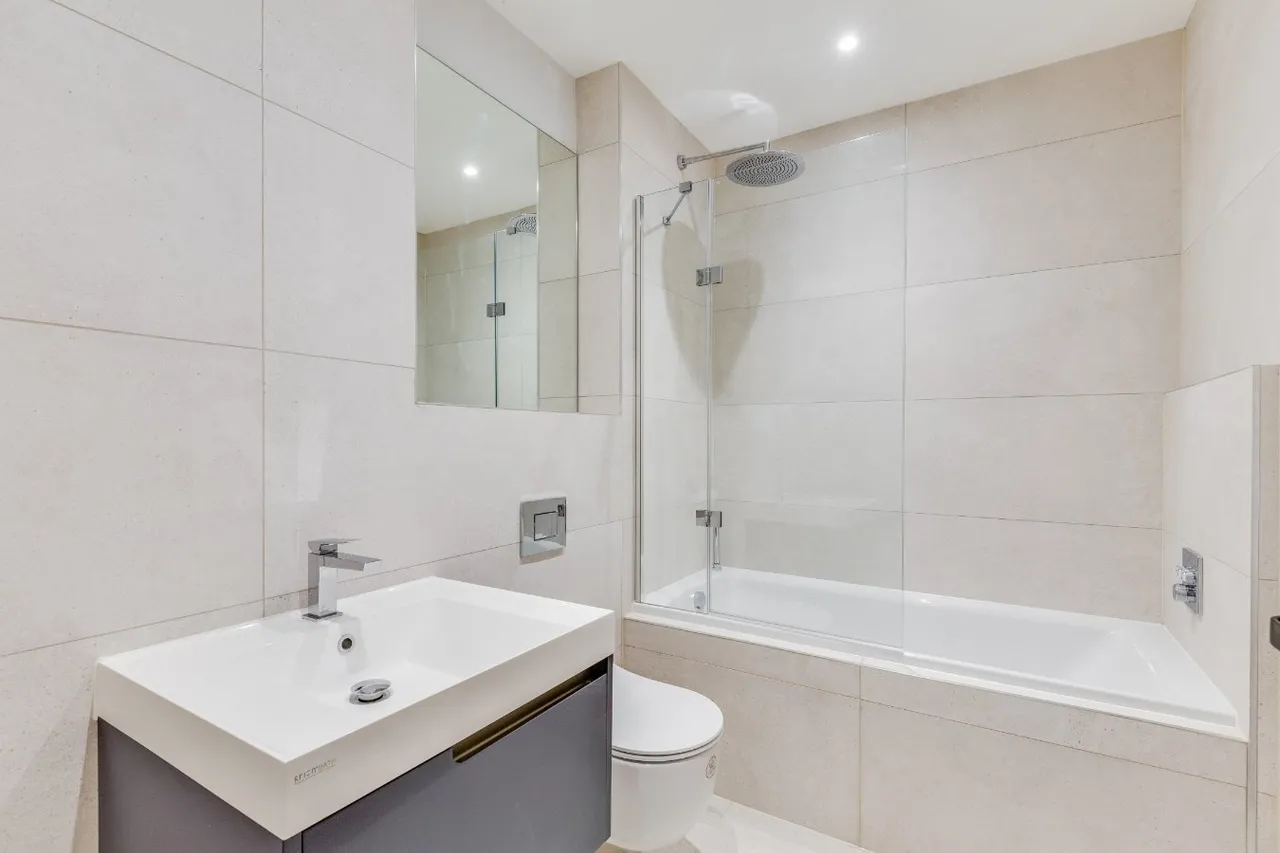 High Beeches, 101 West Heath Road, Hampstead, London, NW3 7TN, photo 12