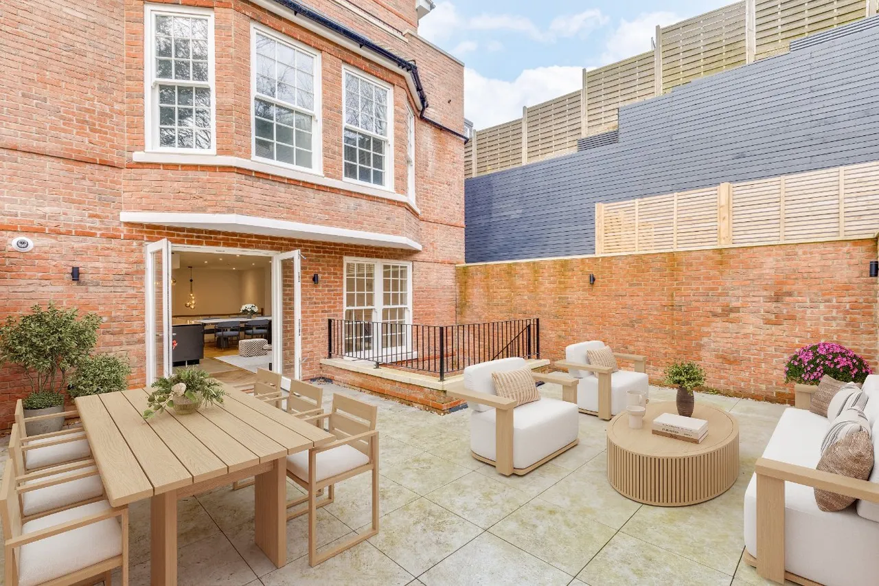 High Beeches, 101 West Heath Road, Hampstead, London, NW3 7TN, photo 10