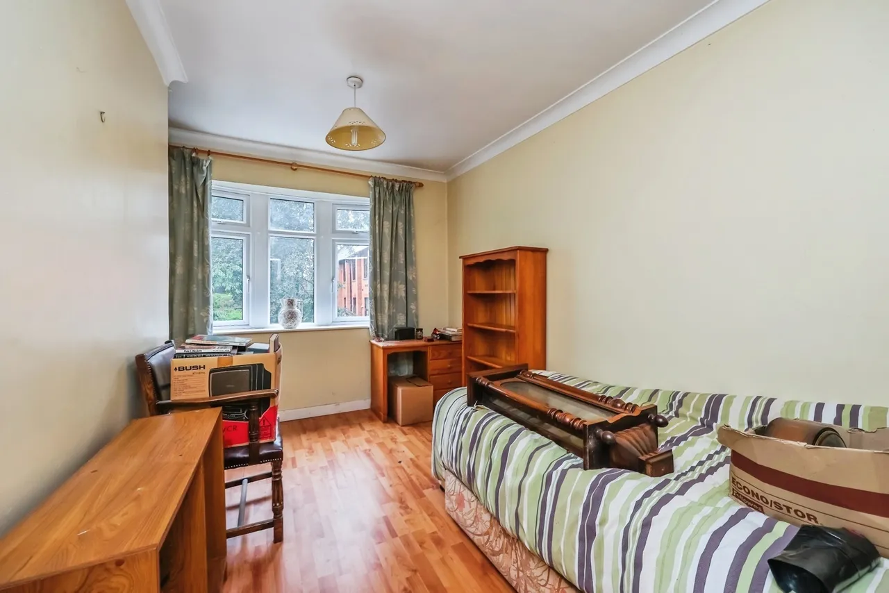 Ogle Street, Hucknall, NG15, photo 14
