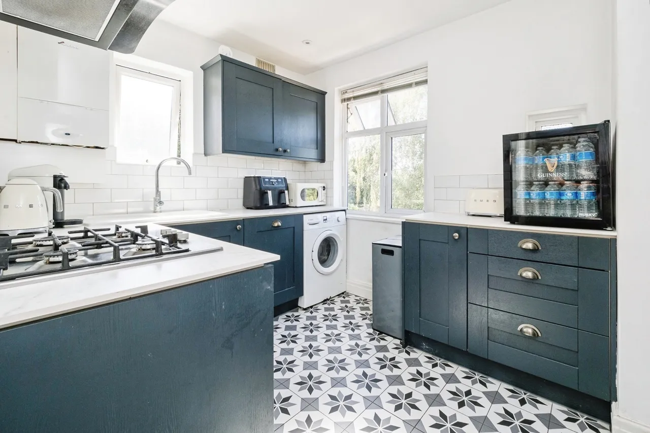 Granton Avenue, Upminster, RM14, photo 4