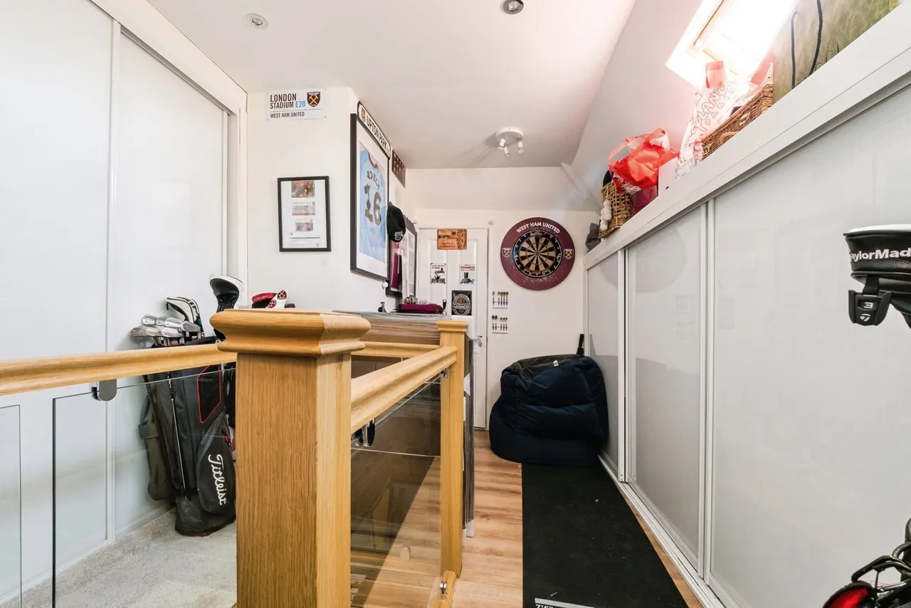 Granton Avenue, Upminster, RM14, photo 12