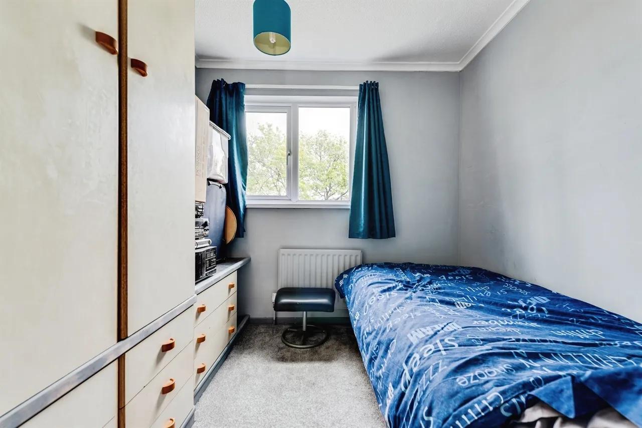Percheron Close, Shaw, SN5, photo 15