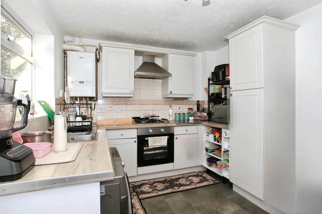 Fairchild Way, Peterborough, PE1, photo 3