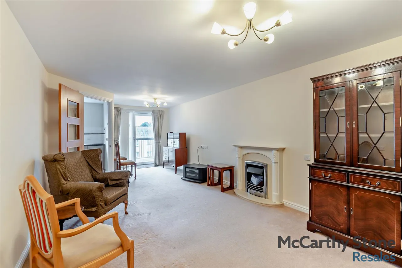 New Road, Basingstoke, RG21, photo 4