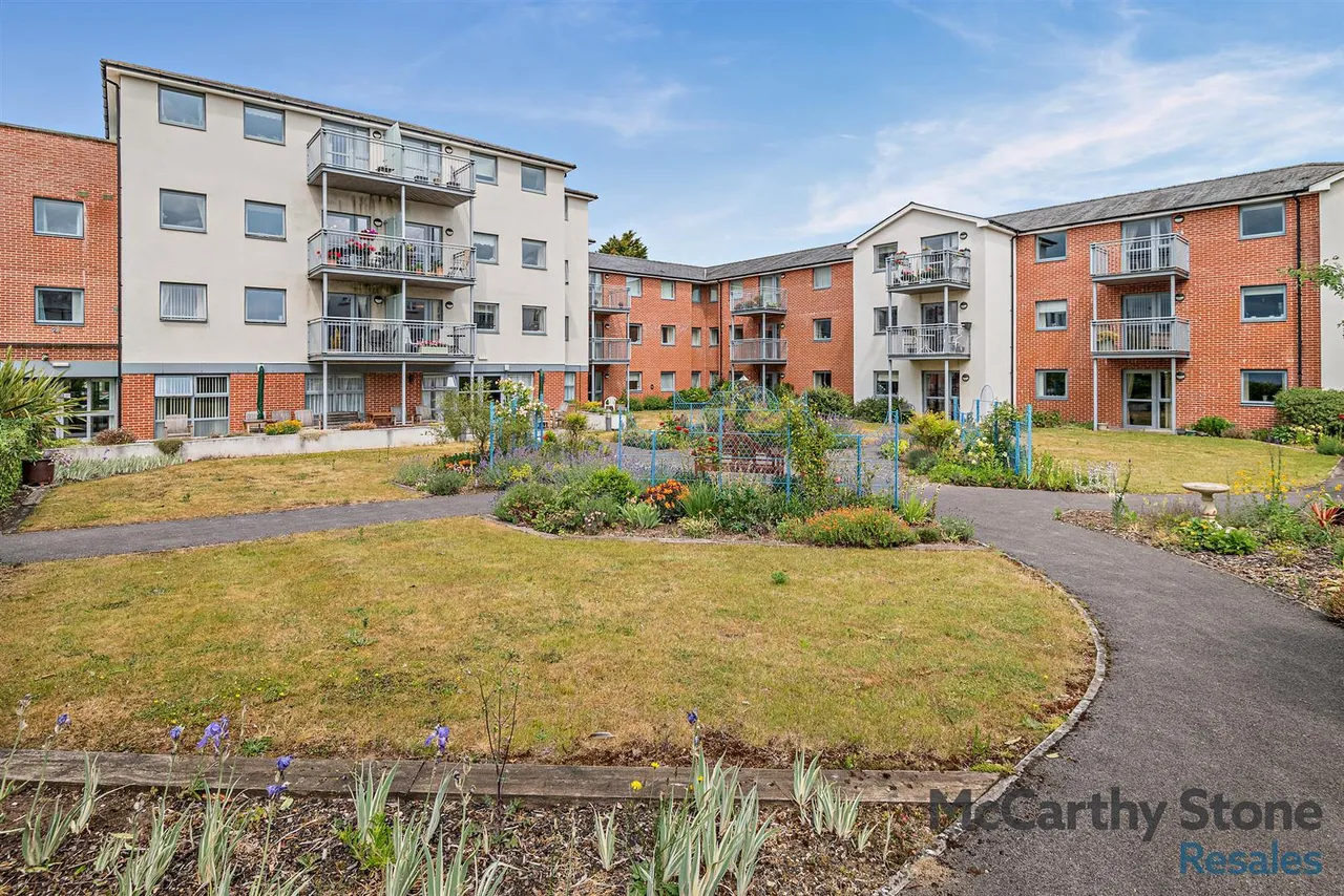 New Road, Basingstoke, RG21, photo 10