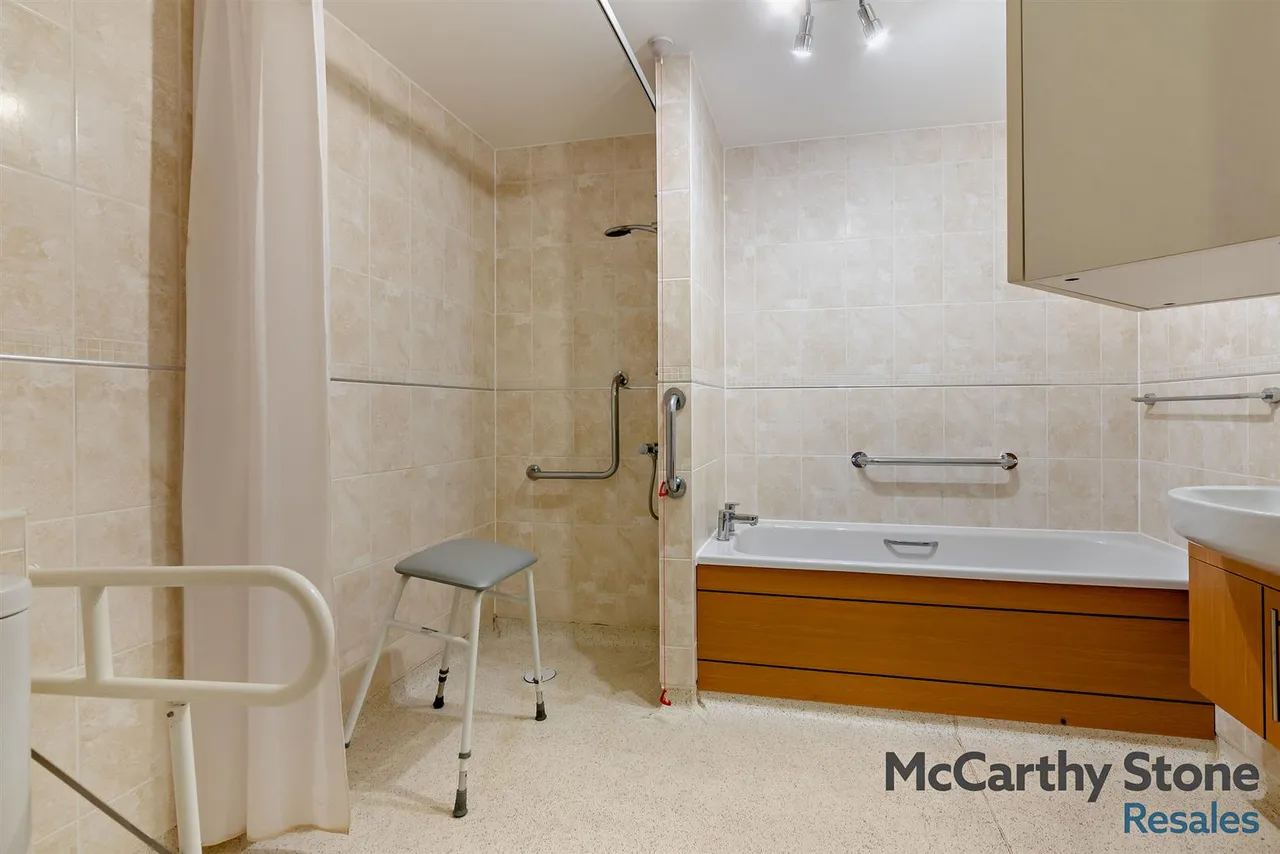 New Road, Basingstoke, RG21, photo 7