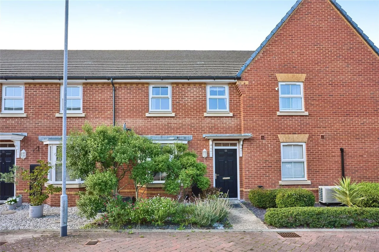 3 bed house for sale, Lambert Lane, East Cowes, PO32