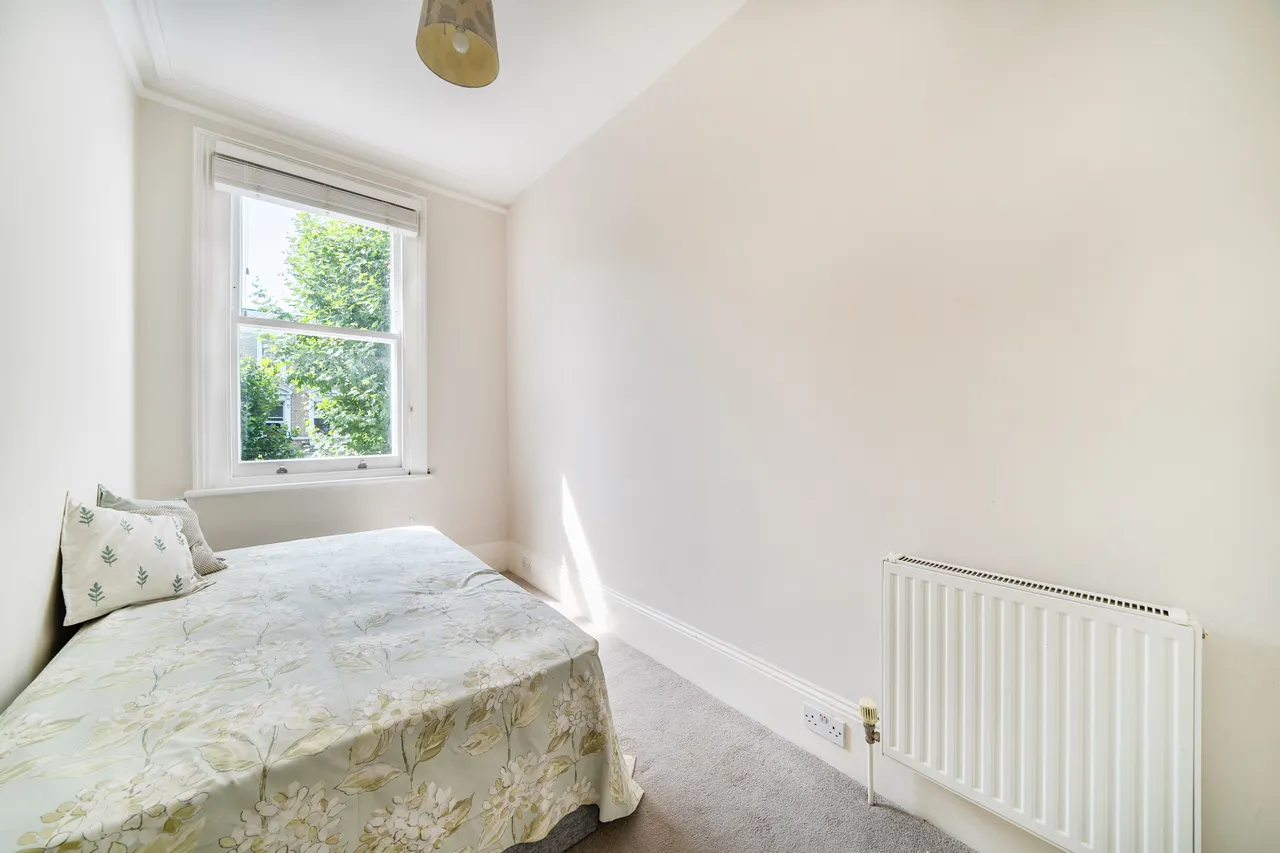 Flat 4, 109 Philbeach Gardens, London, photo 6