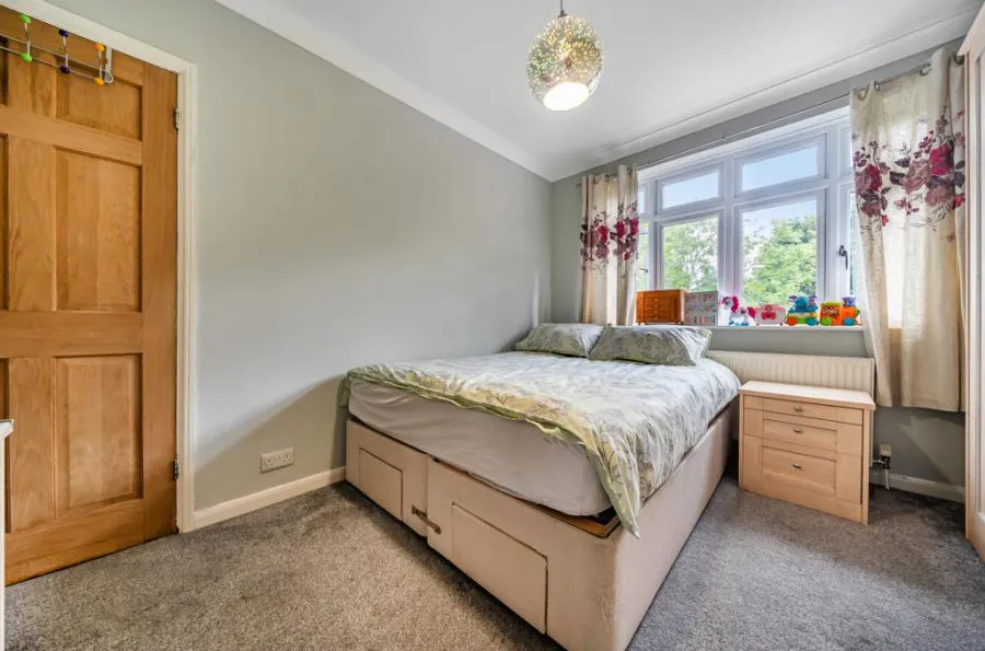 Shepherds House Lane, Earley, RG6, photo 10