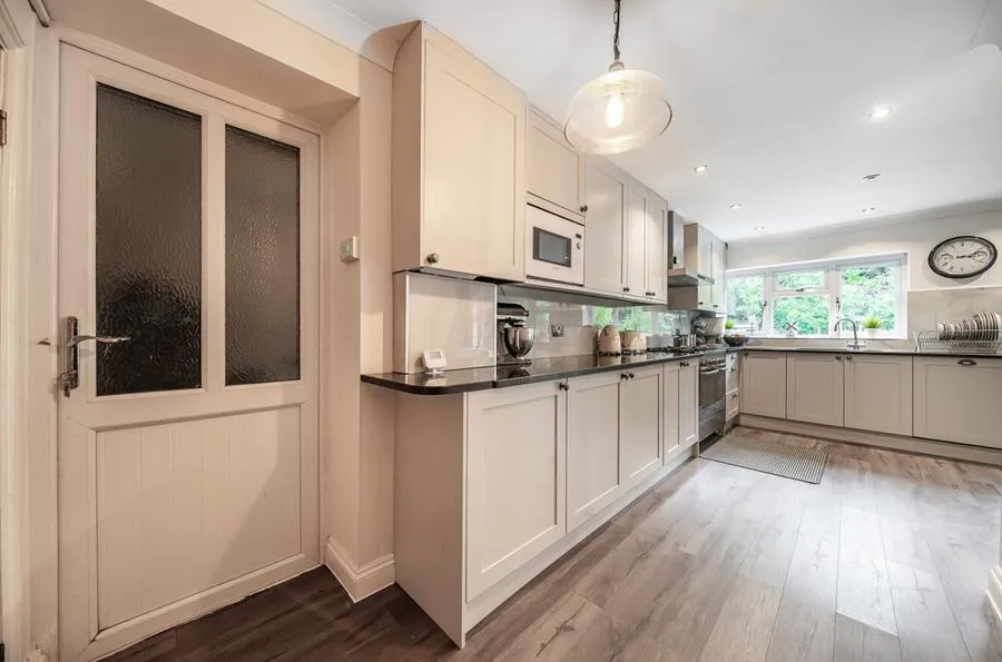 Shepherds House Lane, Earley, RG6, photo 13