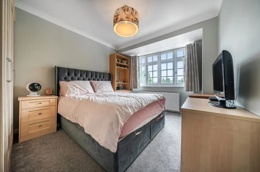Shepherds House Lane, Earley, RG6, photo 9