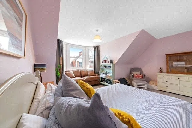 Radnor Park Crescent, Folkestone, Kent, CT19, photo 16