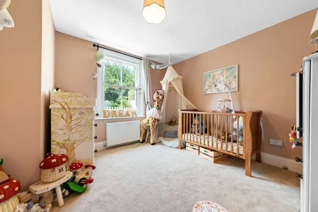 Radnor Park Crescent, Folkestone, Kent, CT19, photo 10