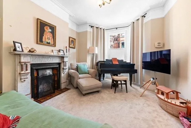 Radnor Park Crescent, Folkestone, Kent, CT19, photo 27
