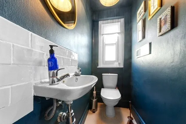 Radnor Park Crescent, Folkestone, Kent, CT19, photo 40