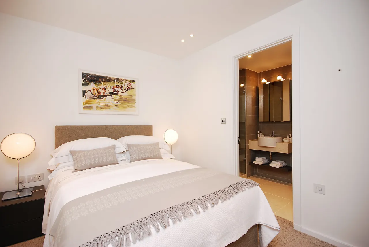 3 bed house to rent, London, W1T