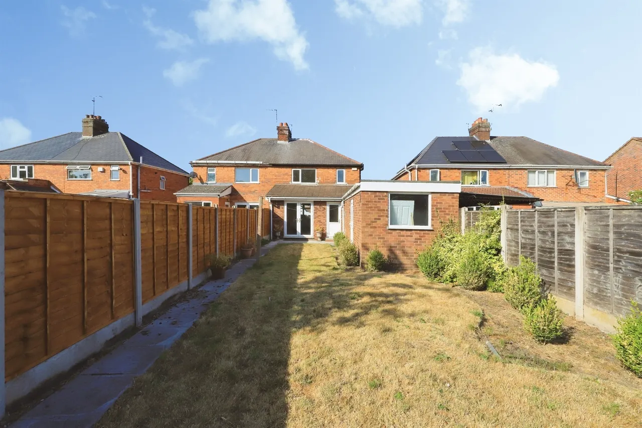 Bee Lane, Fordhouses, Wolverhampton, photo 2