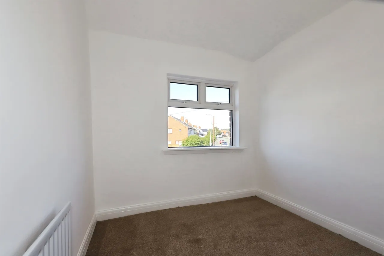 Bee Lane, Fordhouses, Wolverhampton, photo 10