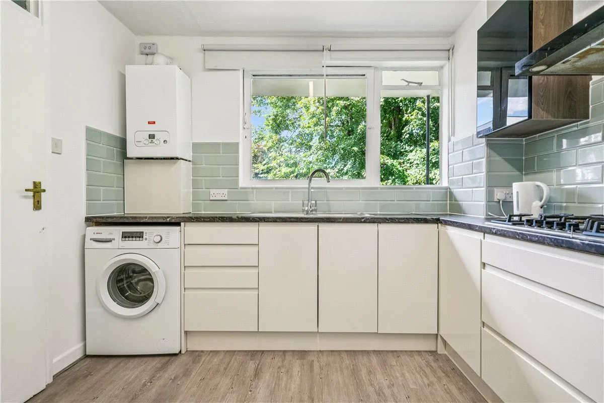 Carlton Drive, London, SW15, photo 2