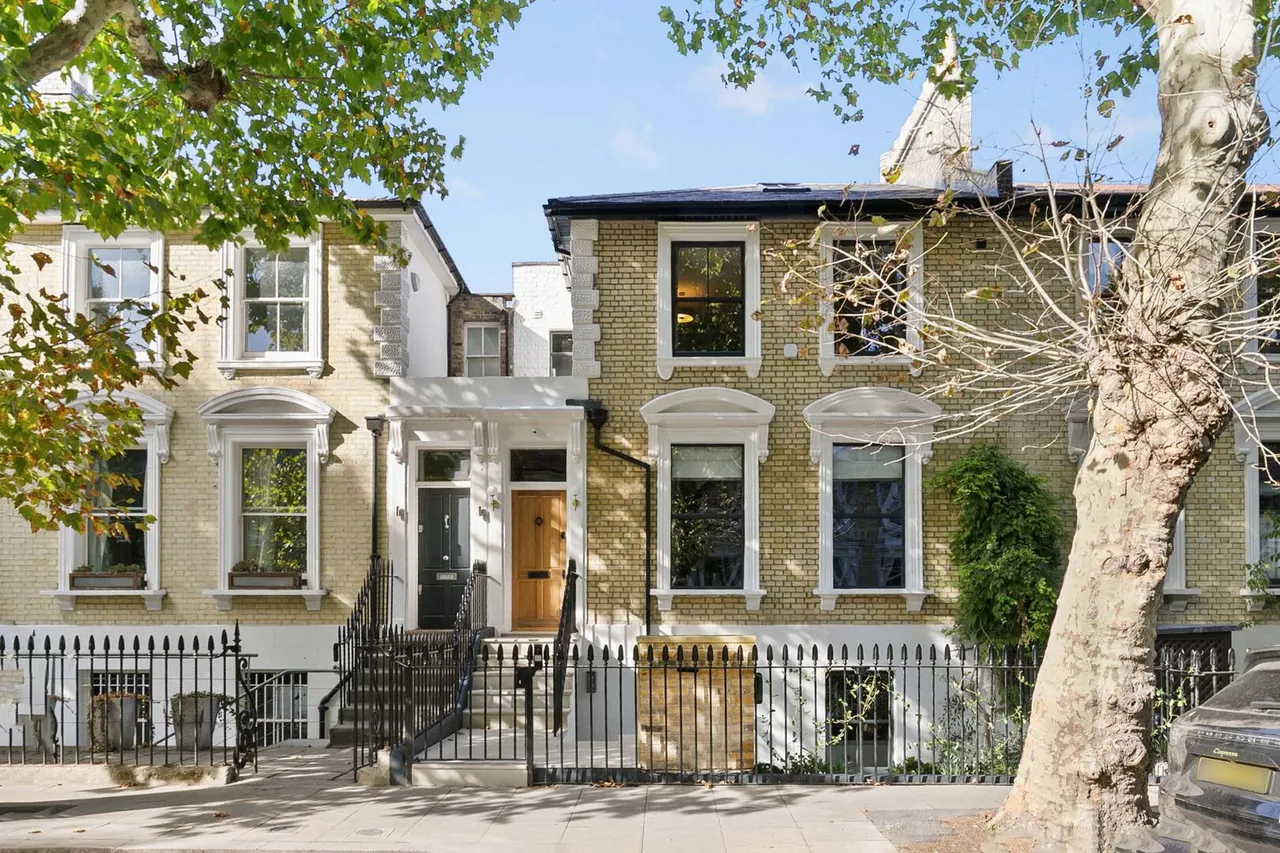 4 bed house for sale, Walham Grove, Fulham, SW6