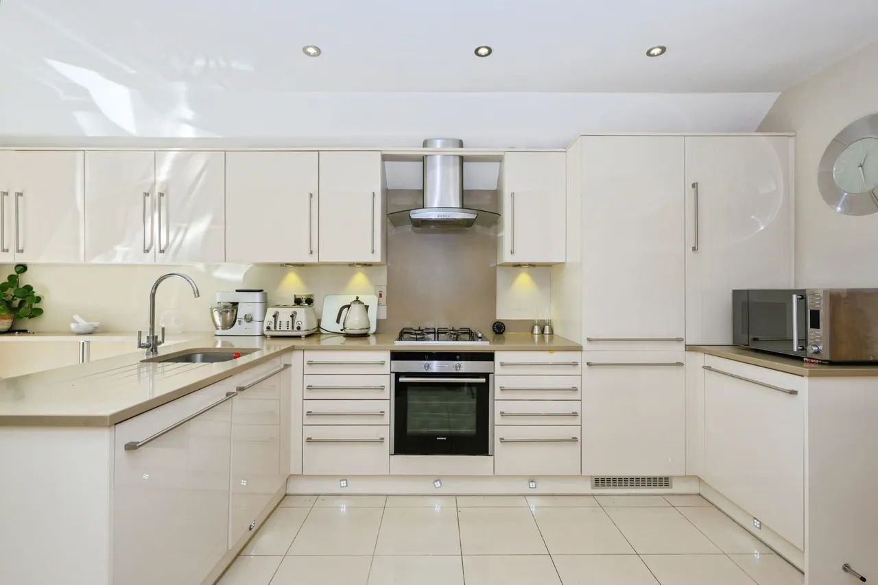 Church Road, Kenley, Surrey, CR8, photo 3