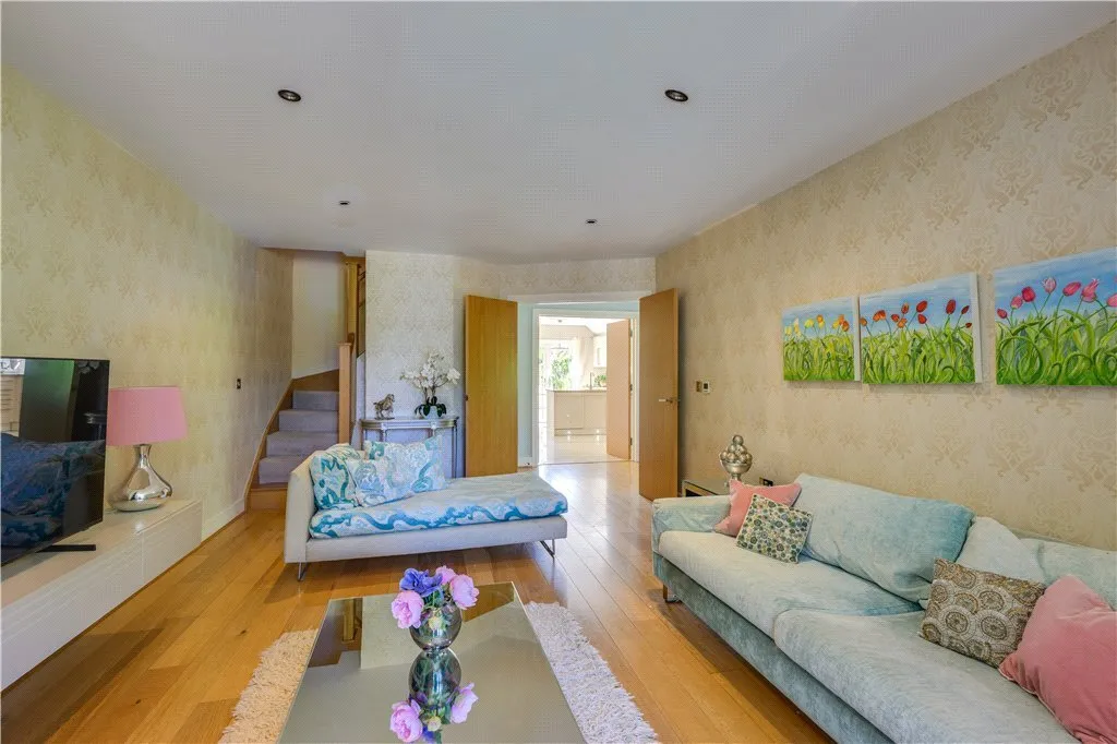 Church Road, Kenley, Surrey, CR8, photo 15