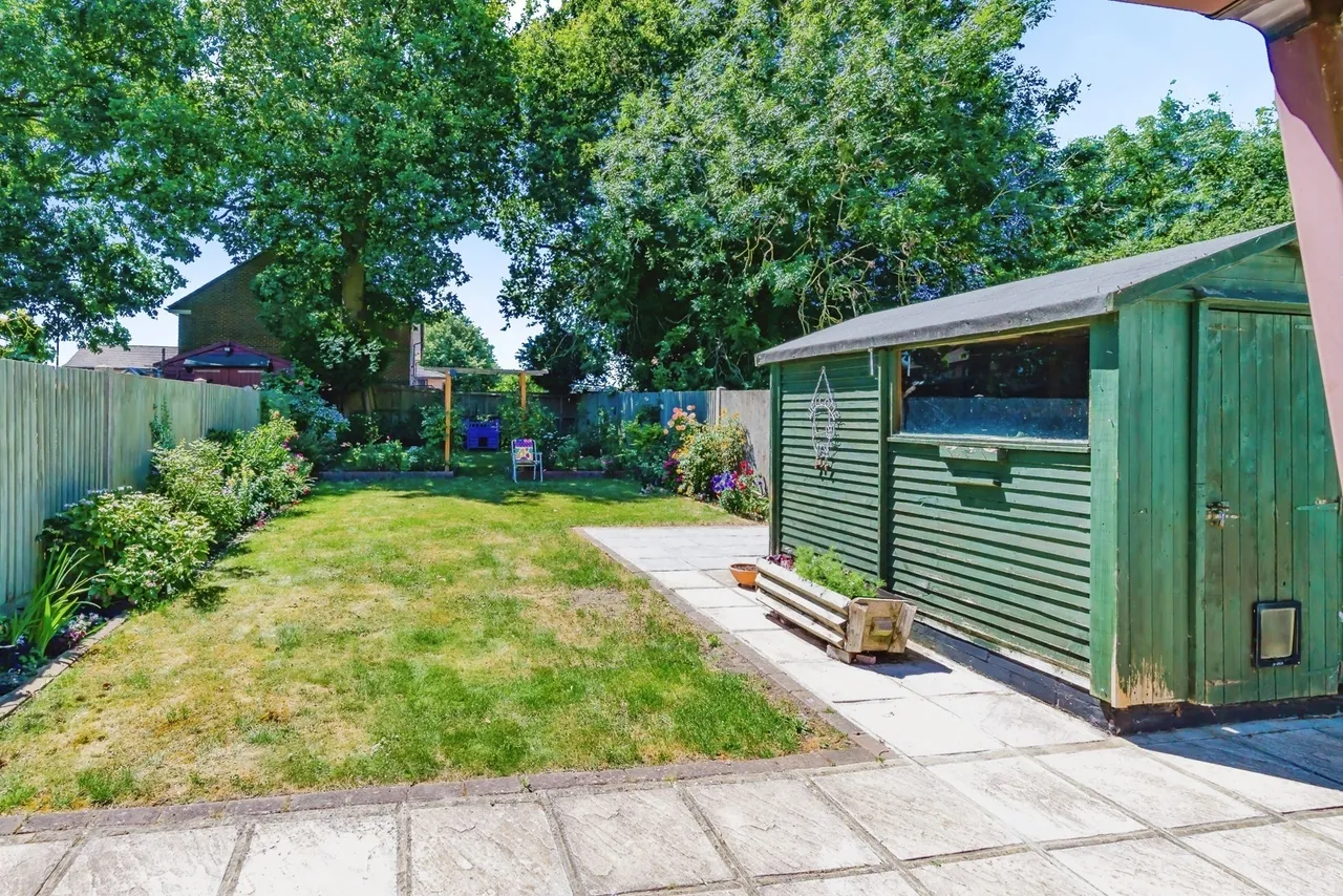 Overbury Crescent, New Addington, Croydon, CR0, photo 9