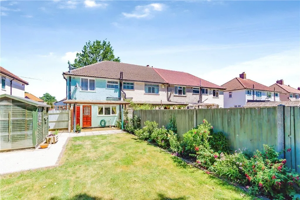 Overbury Crescent, New Addington, Croydon, CR0, photo 10