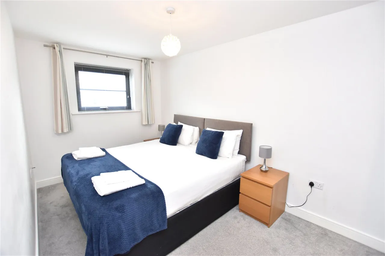 Sunderland Place, Farnborough, GU14, photo 12