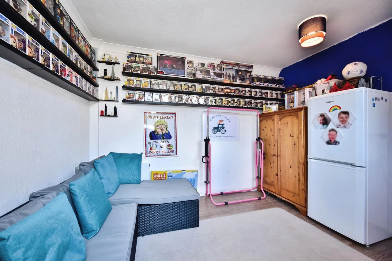 Vaughan Drive, Kemsley, ME10, photo 19