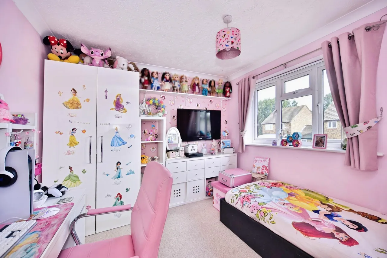 Vaughan Drive, Kemsley, ME10, photo 11