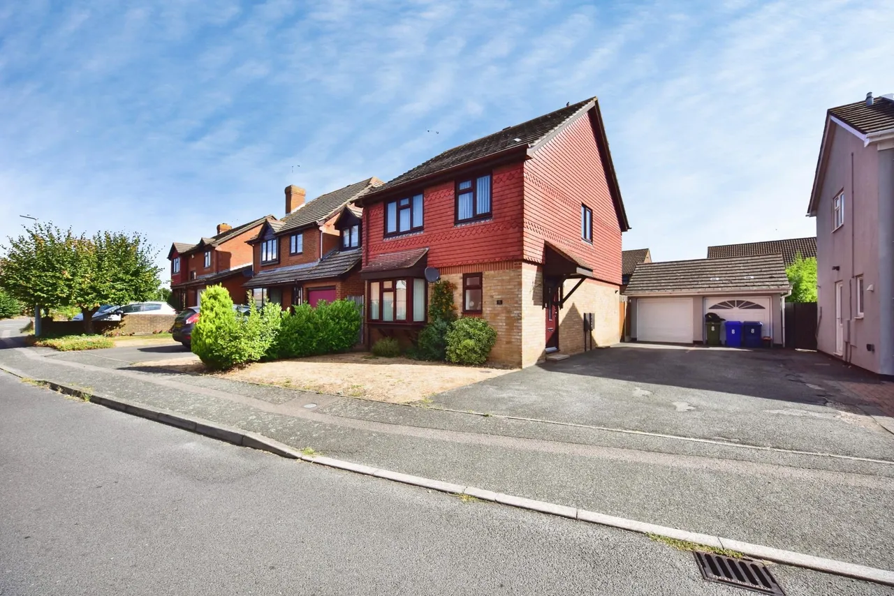 Vaughan Drive, Kemsley, ME10, photo 20
