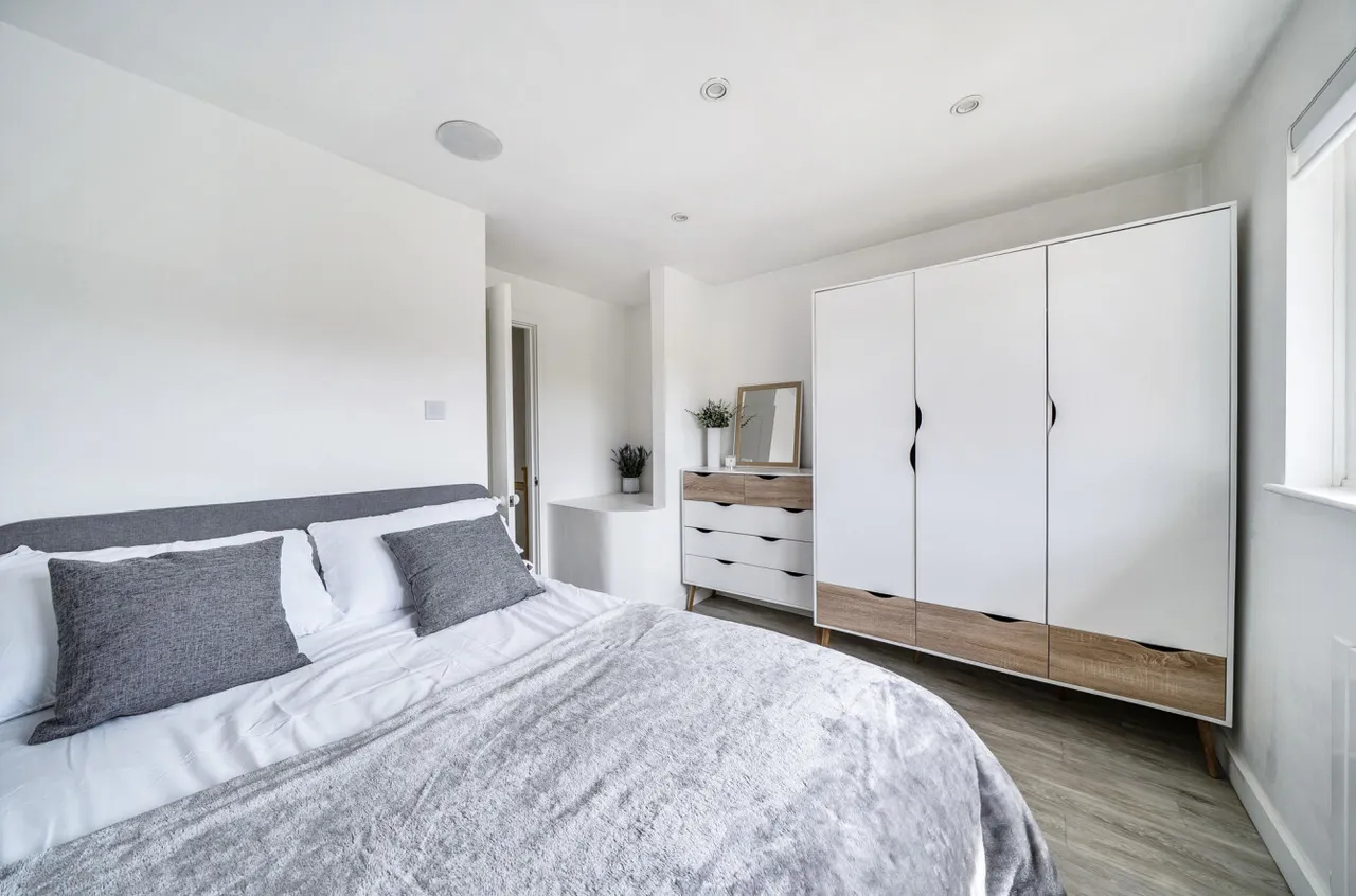 Portia Grove, Warfield, Bracknell, Berkshire, RG42 3TS, photo 11