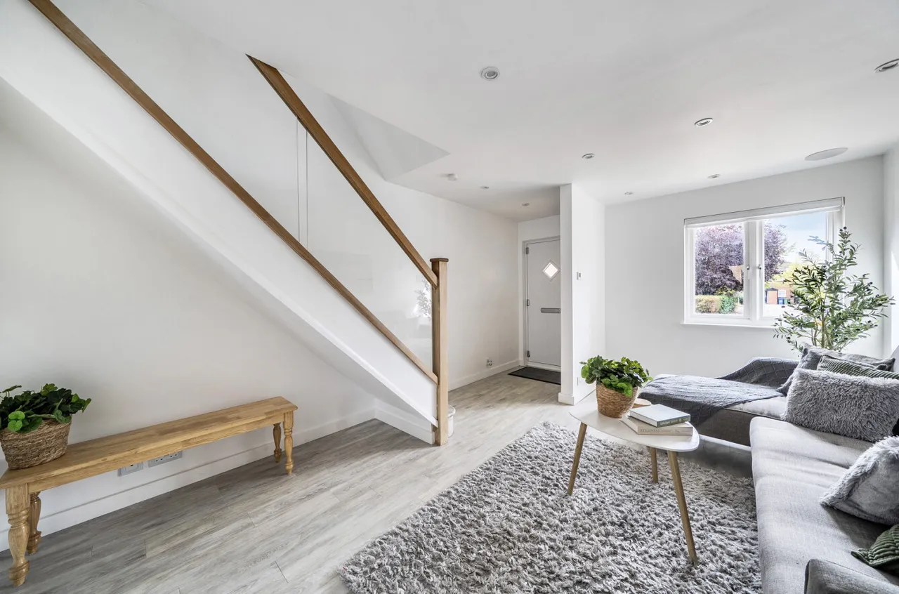 Portia Grove, Warfield, Bracknell, Berkshire, RG42 3TS, photo 2