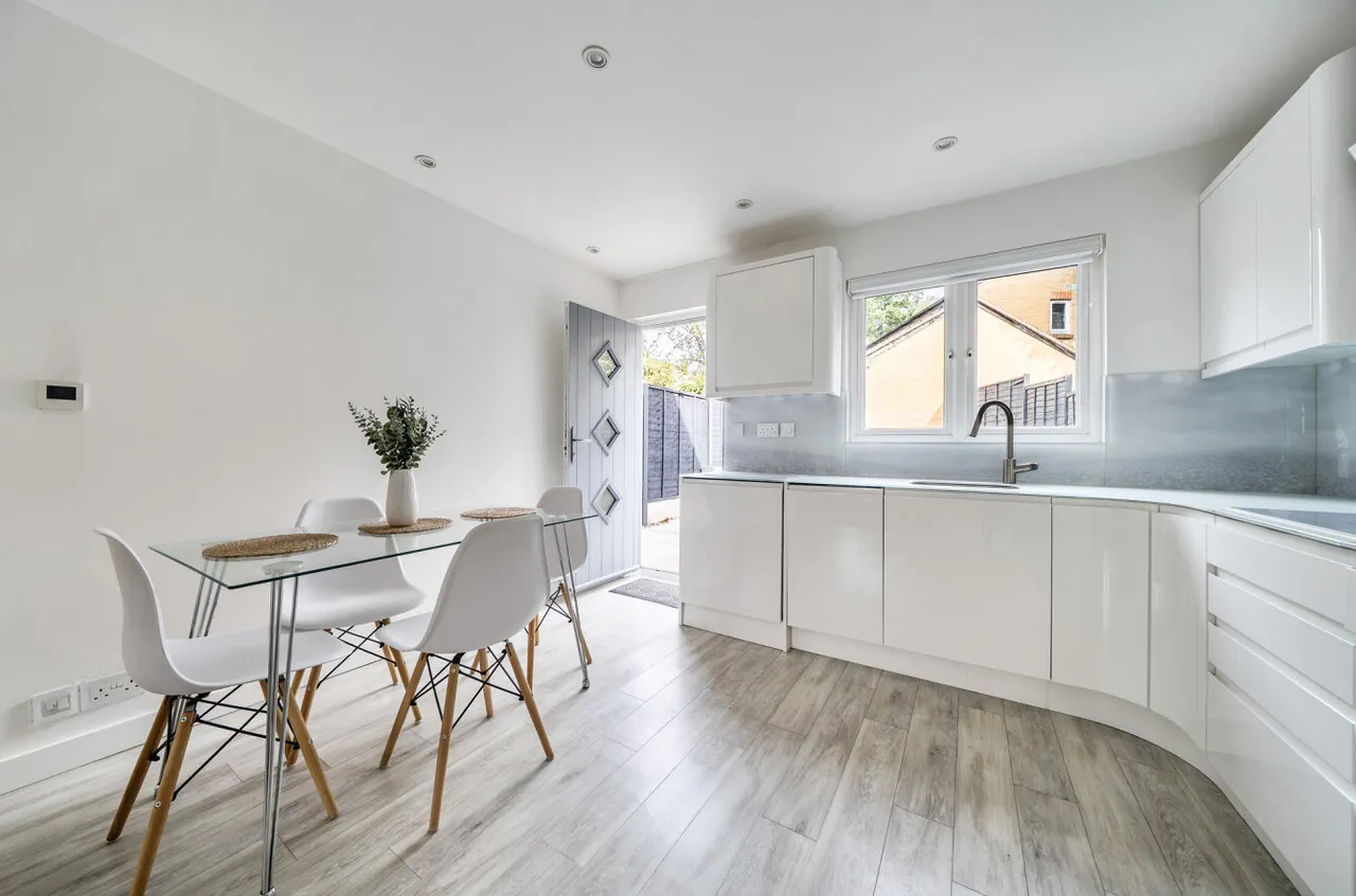 Portia Grove, Warfield, Bracknell, Berkshire, RG42 3TS, photo 4