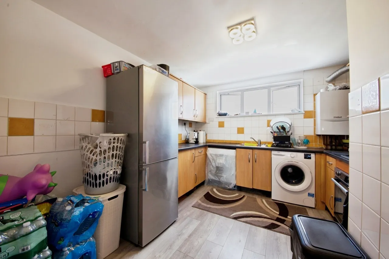 Folkestone Road, London, N18, photo 5