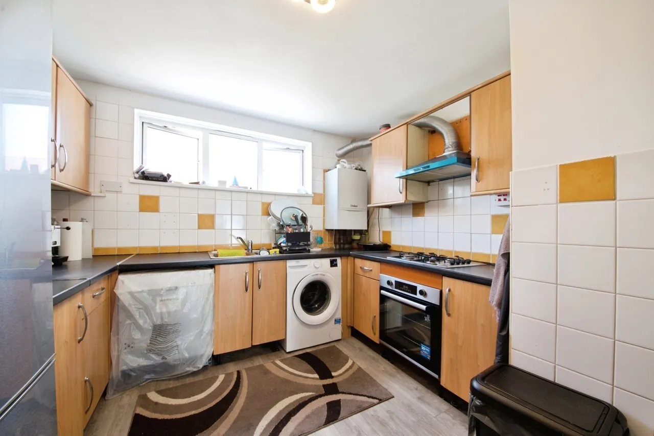 Folkestone Road, London, N18, photo 6