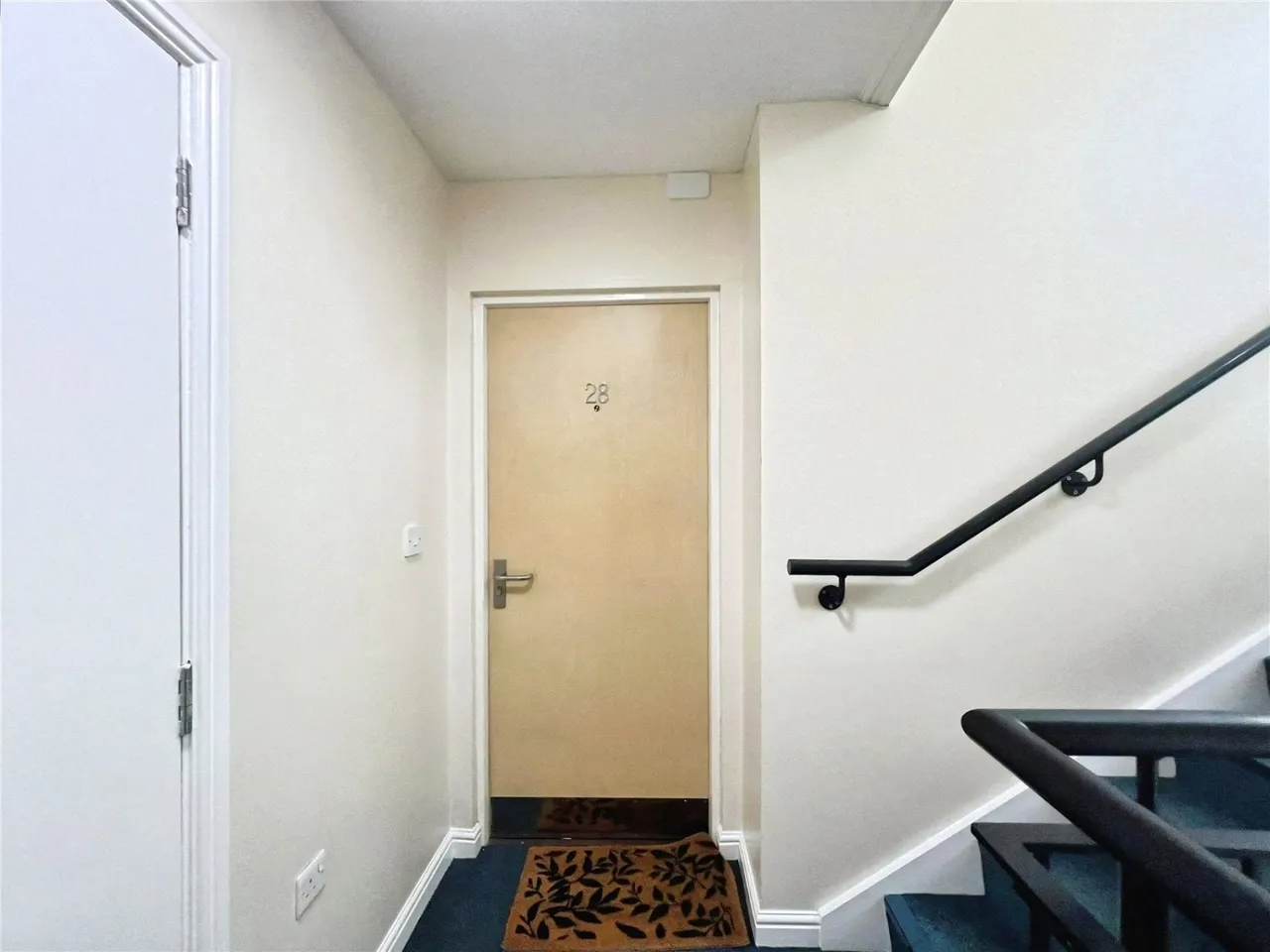 Deans Gate, Willenhall, WV13, photo 4
