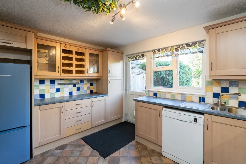 Leith View, North Holmwood, RH5, photo 8