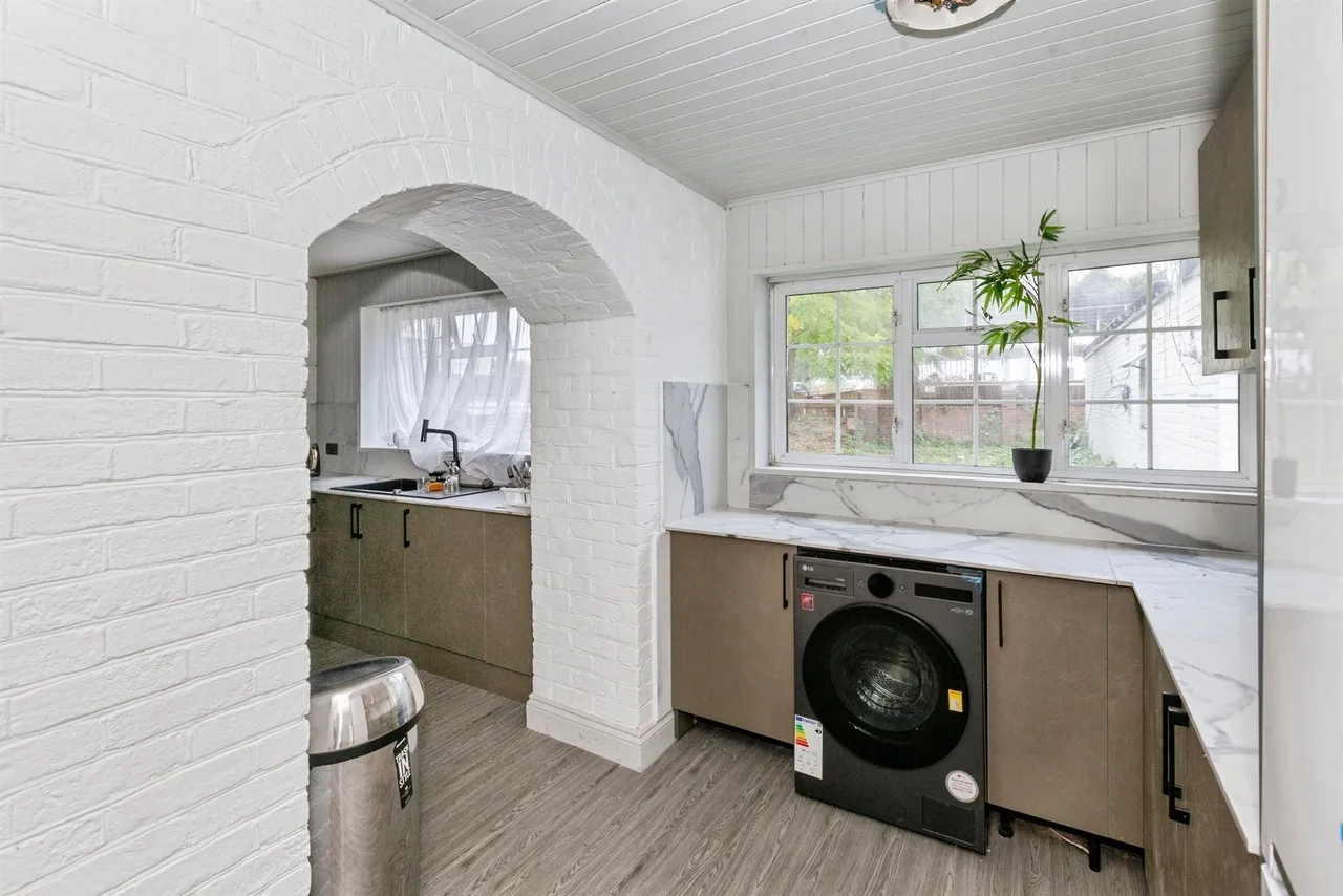 Billet Lane, Slough, SL3, photo 18
