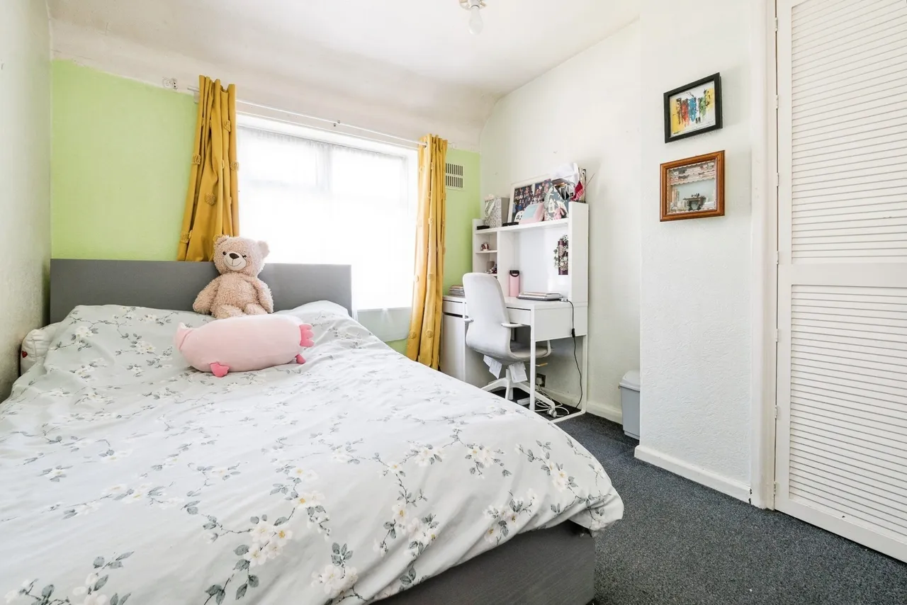Woodward Road, DAGENHAM, ESSEX, RM9, photo 16