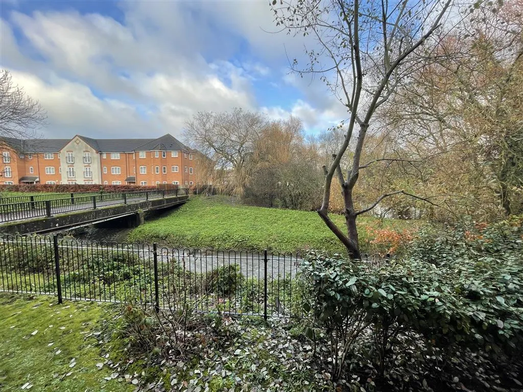 Tame Crossing, Wednesbury, WS10, photo 2